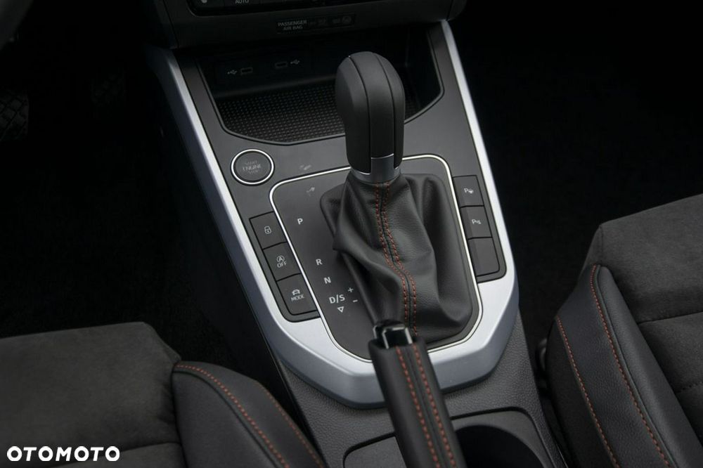 Seat Arona 1.0 TSI OPF DSG FR - 17