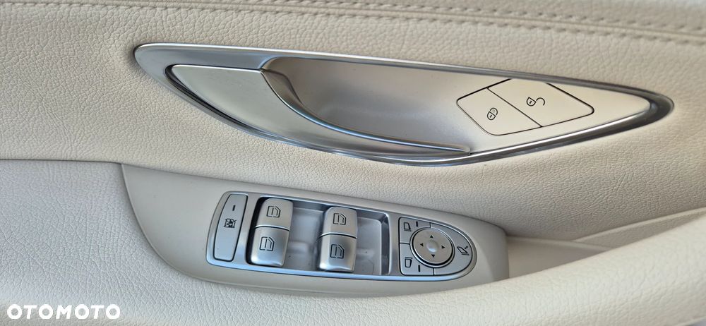 Mercedes-Benz Klasa E 220 d 4Matic T All-Terrain 9G-TRONIC Exclusive - 15