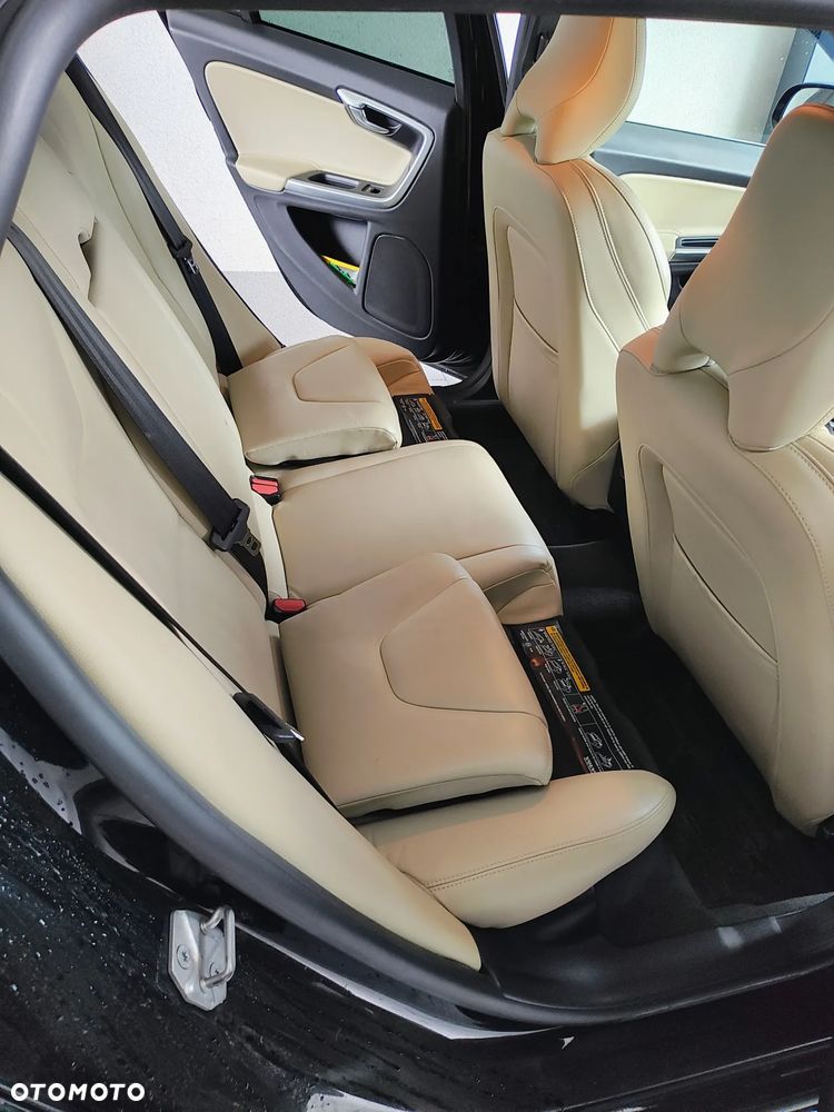 Volvo V60 - 6