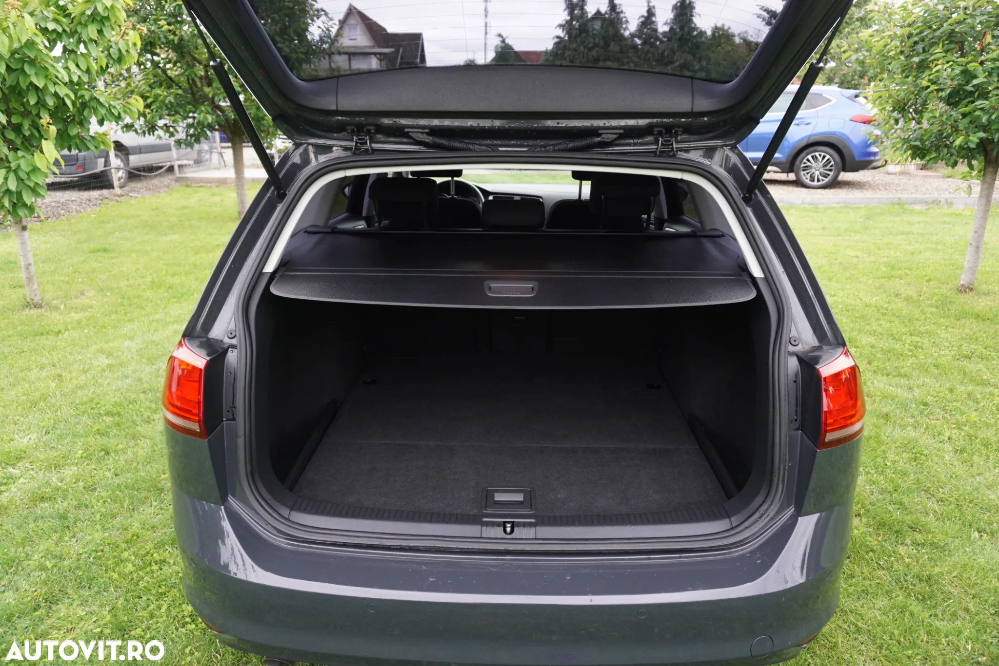 Volkswagen Golf 1.6 TDI BlueMotion Technology DPF Highline DSG - 13