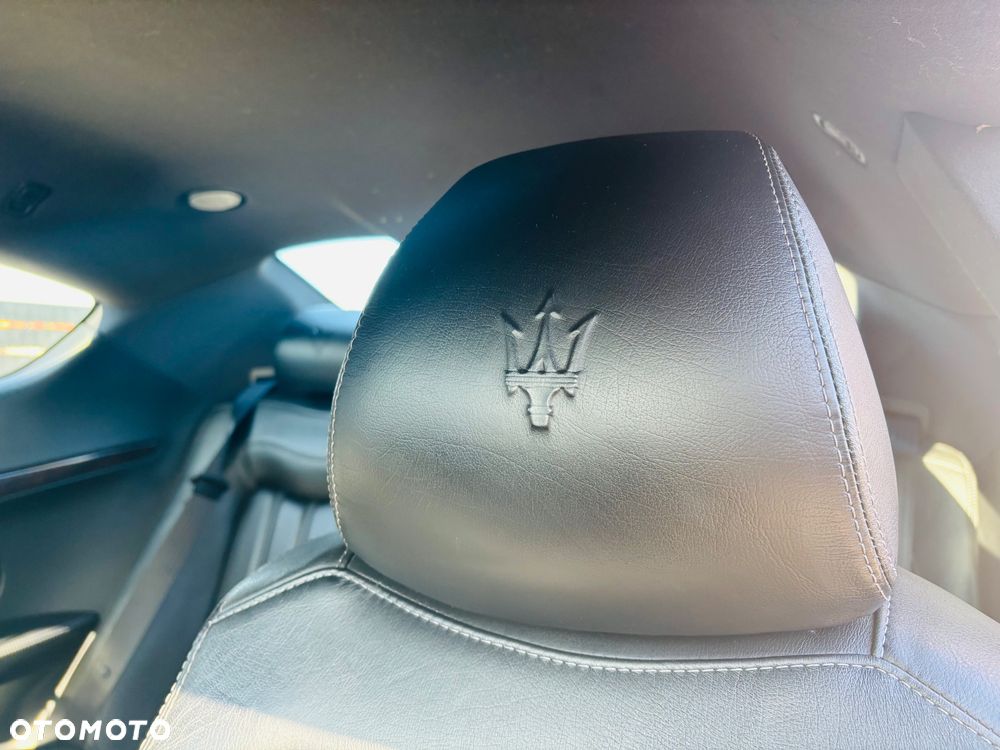 Maserati GranTurismo Automat - 13