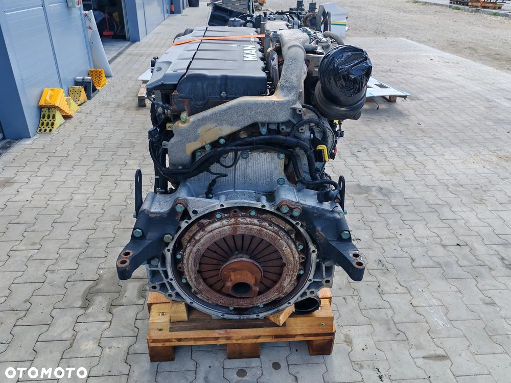 SILNIK KOMPLETNY MAN TGX TGA TGS D2676 LF46 440KM 323KW EURO6 - 7