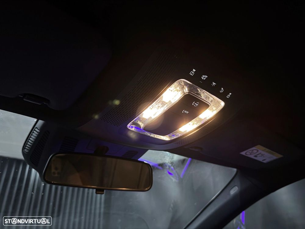 Mercedes-Benz A 250 Limousine e 8G-DCT AMG Line - 37
