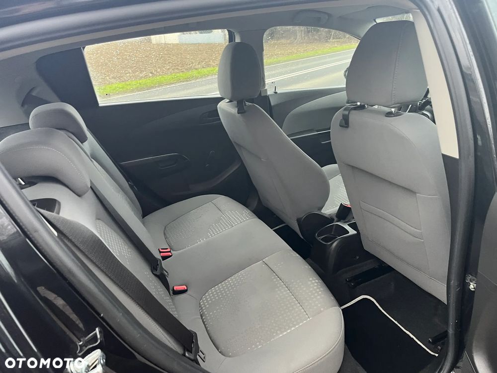 Chevrolet Aveo 1.2 LS - 16