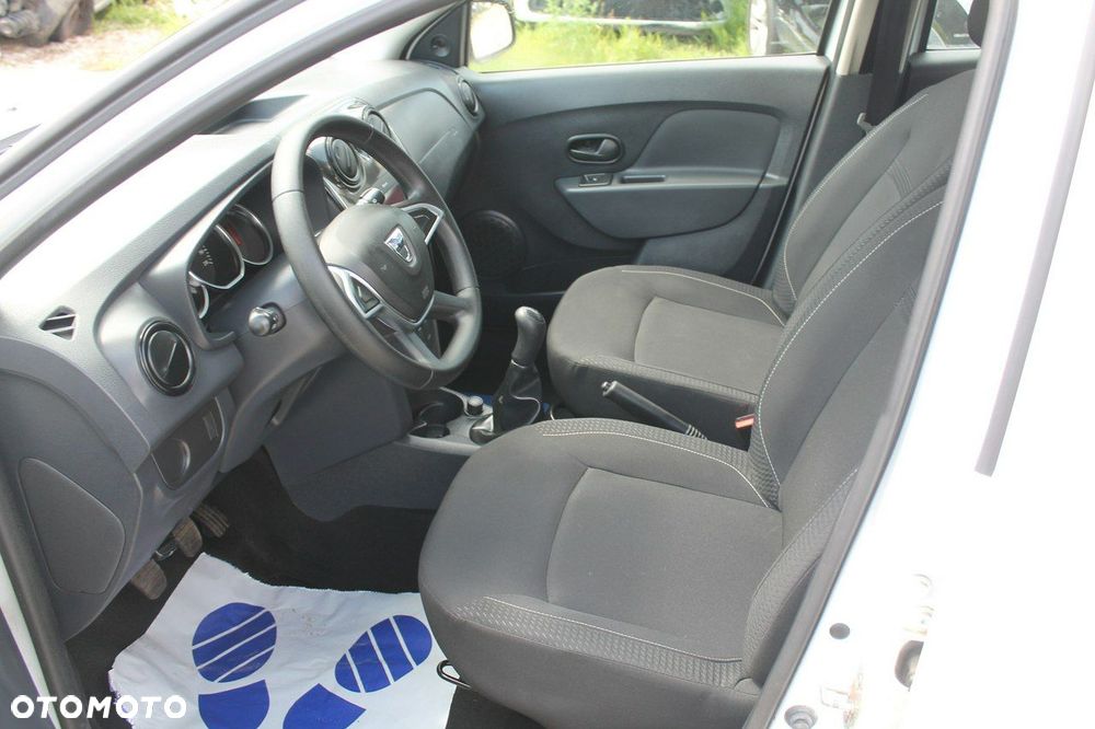 Dacia Sandero - 9