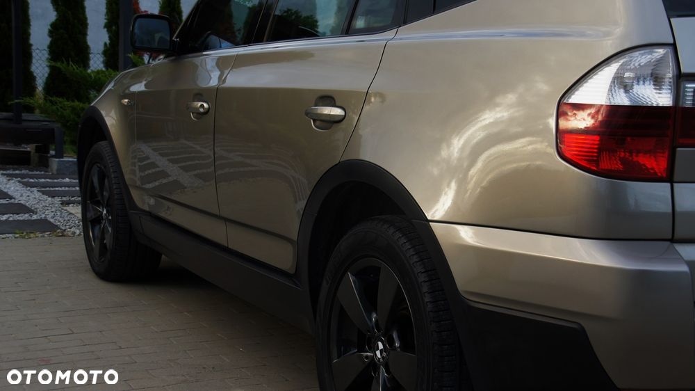 BMW X3 2.5si - 20