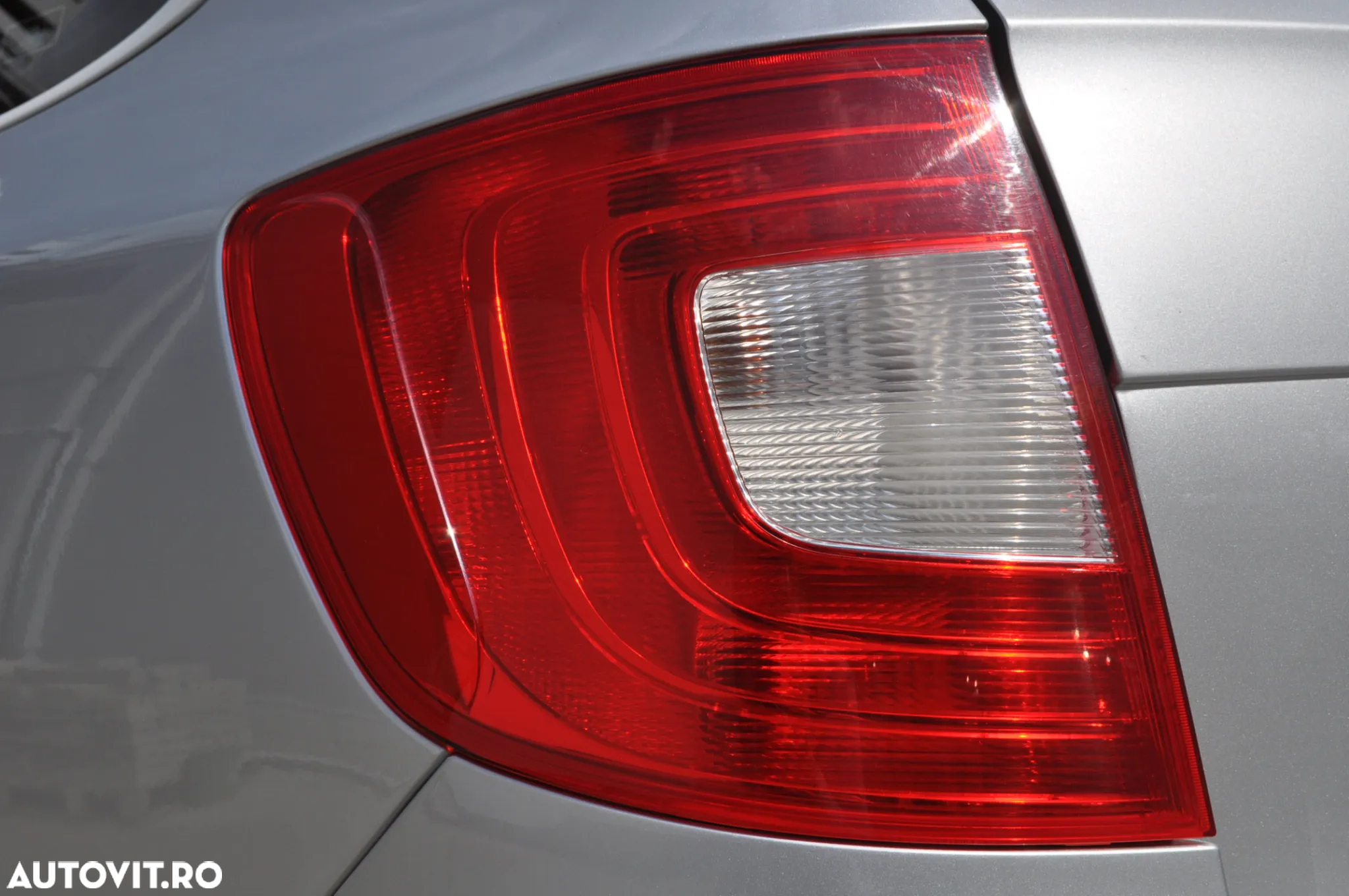 Skoda Superb Combi 2.0 TDI Comfort - 27