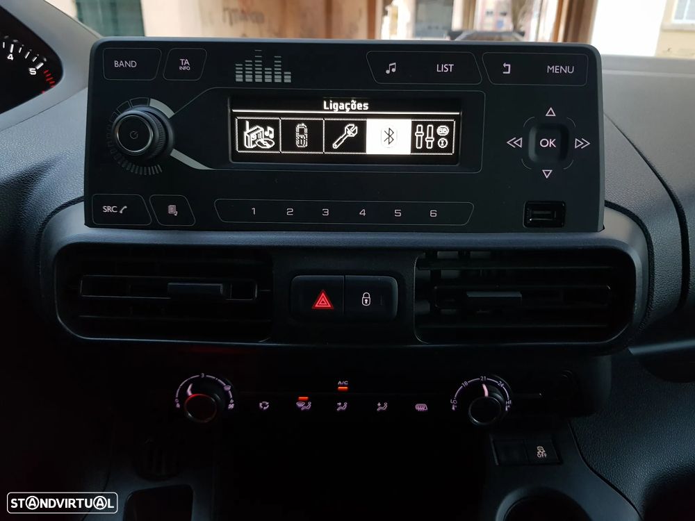 Peugeot Partner 3 Lugares - 22