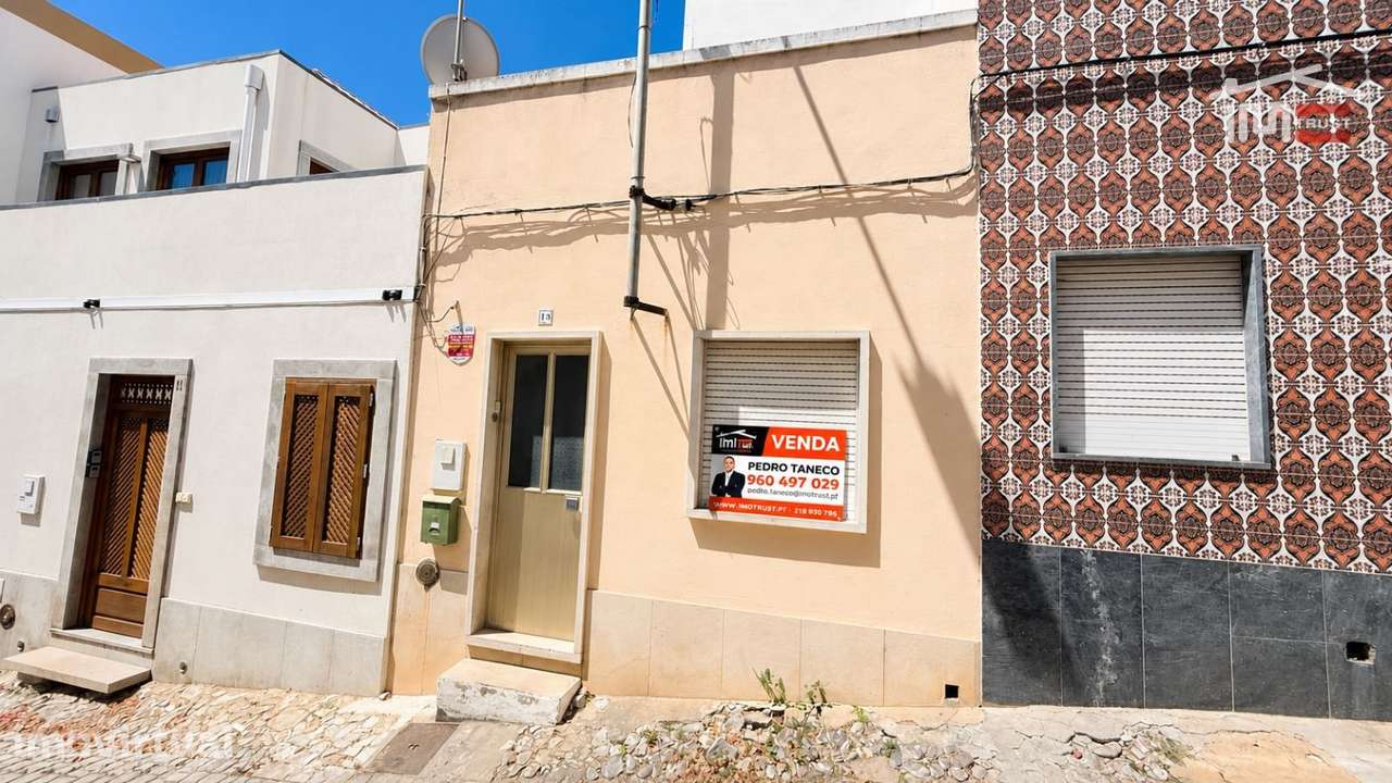 Moradia 2 Pisos T3 Tavira, Logradouro, Terraço, a 7 minutos da Praia - Grande imagem: 3/25