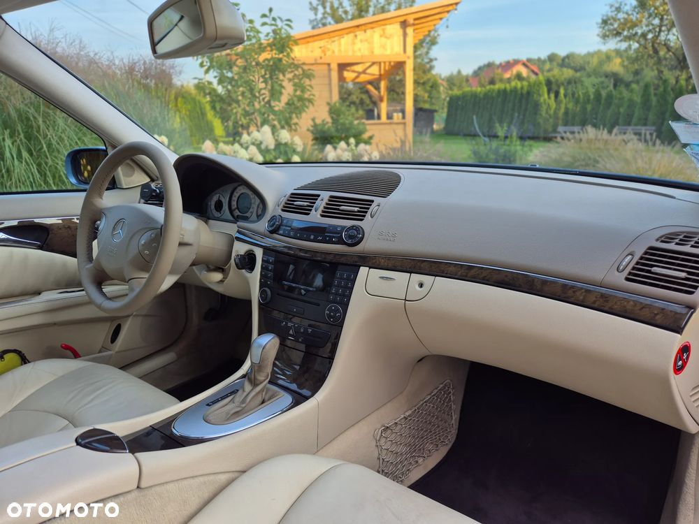 Mercedes-Benz Klasa E 320 CDI Avantgarde DPF - 17