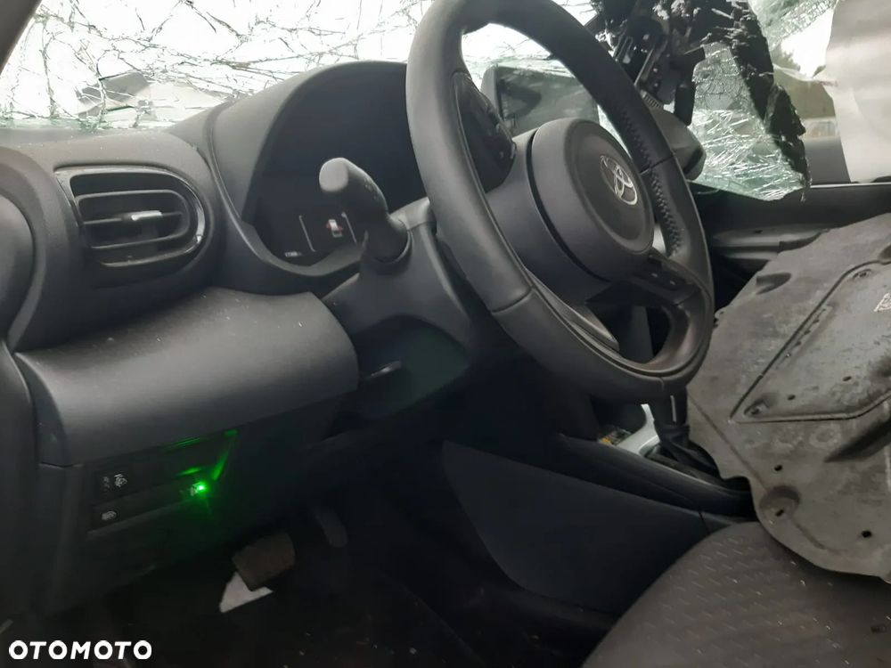 Toyota Yaris Cross Hybrid 1.5 Comfort - 11