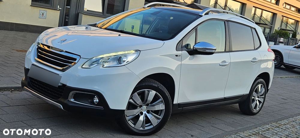 Peugeot 2008 1.2 Pure Tech Style S&S - 1