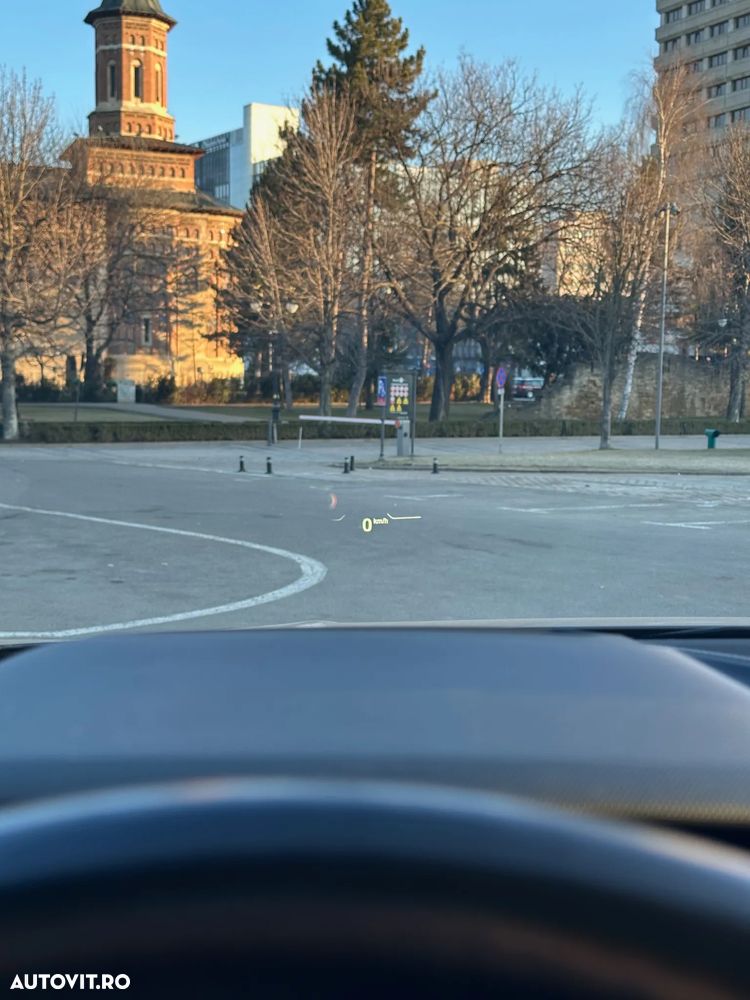 BMW M2 M235i xDrive - 15