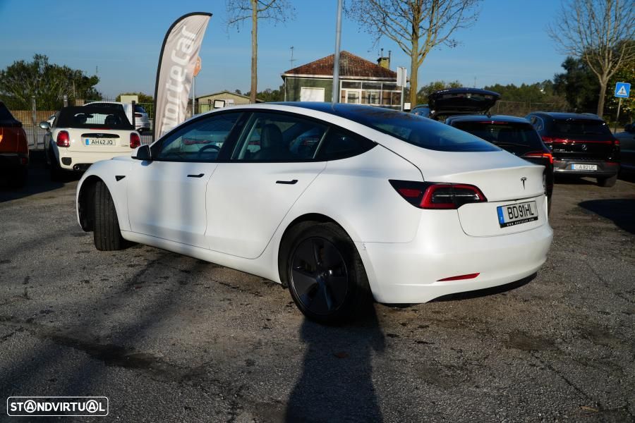 Tesla Model 3 Long Range Tração Traseira - 5