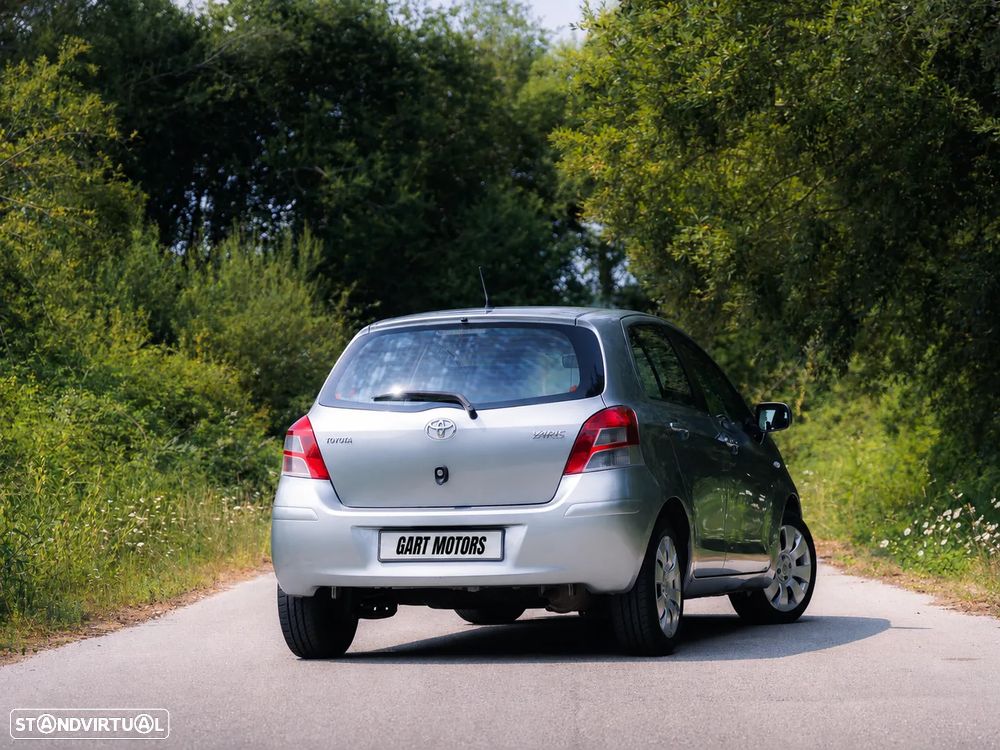 Toyota Yaris 1.4 D-4D Comfort+AC - 7