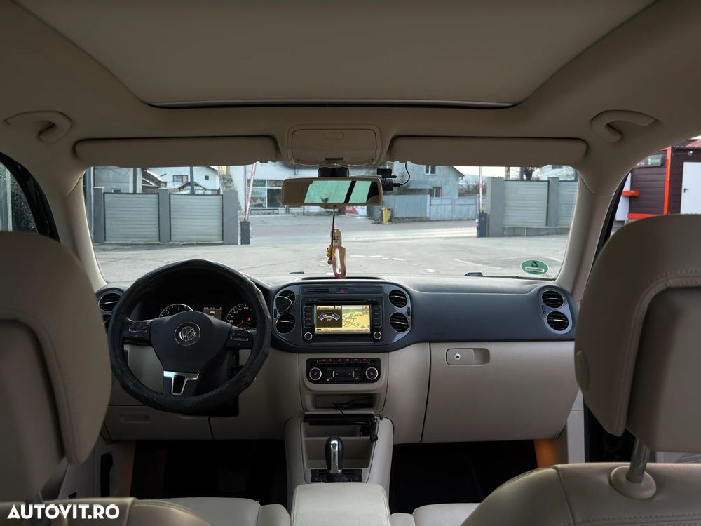 Volkswagen Tiguan 2.0 TDI DPF 4Motion BlueMotion Technology DSG Exclusive - 19