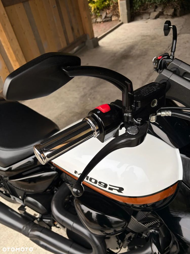 Suzuki Intruder - 23