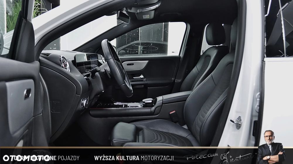 Mercedes-Benz GLA 200 Progressive - 15