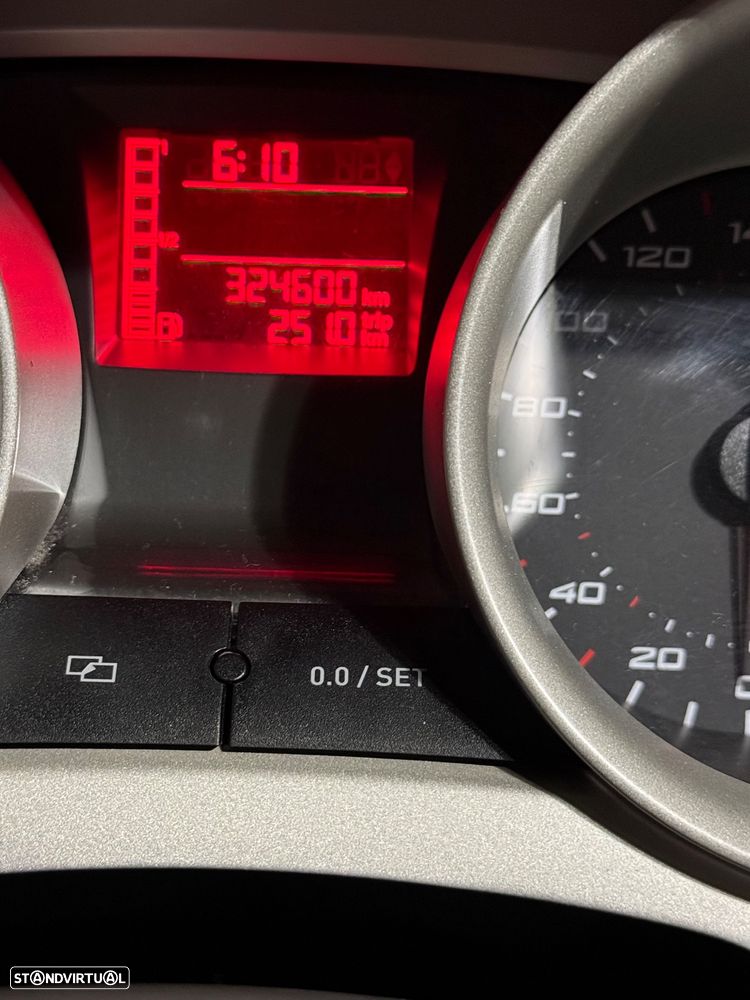 SEAT Ibiza 1.6 TDI CR Style - 13