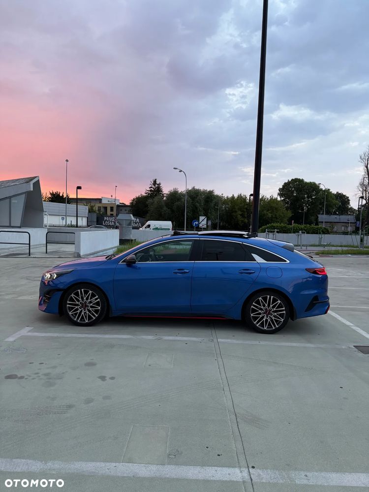 Kia ProCeed - 7