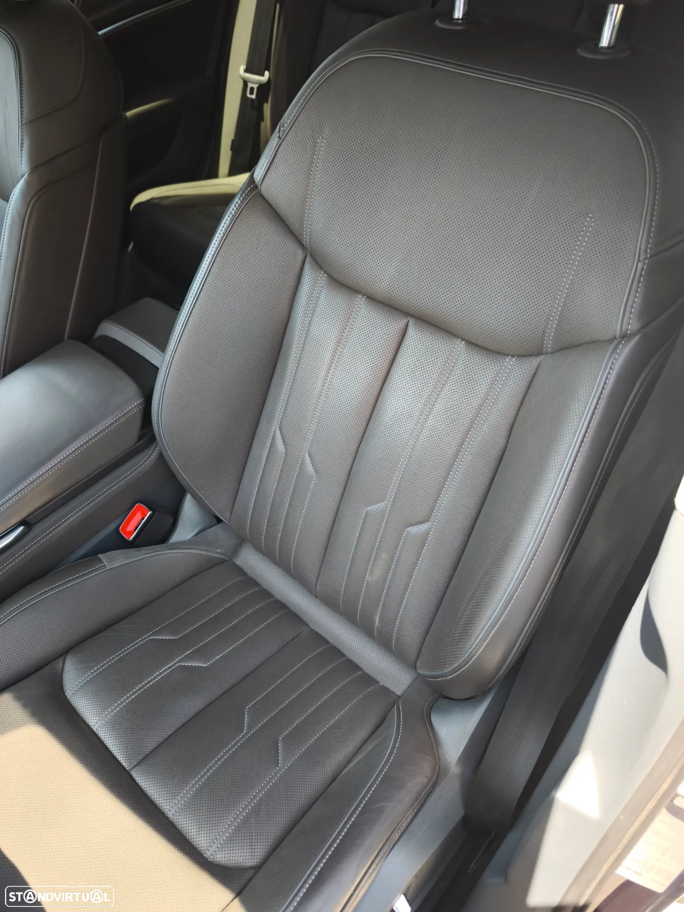 Audi A6 Avant 40 TDI quattro Design S tronic - 27
