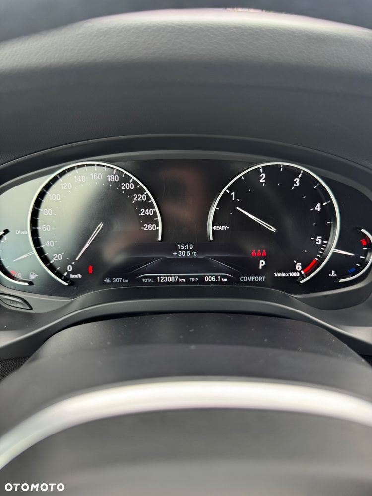 BMW X3 xDrive20d - 34