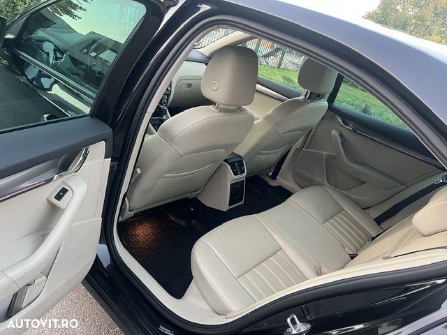 Skoda Octavia 1.4 TSI DSG Ambition - 11