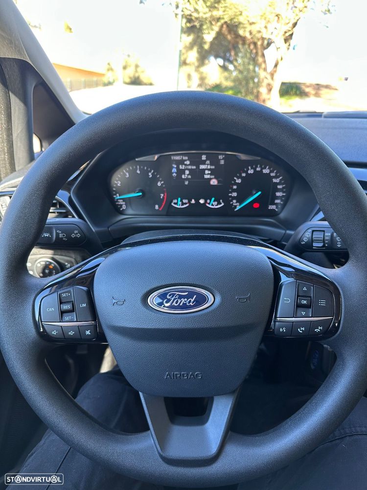 Ford Fiesta 1.0 EcoBoost S&S TITANIUM - 25