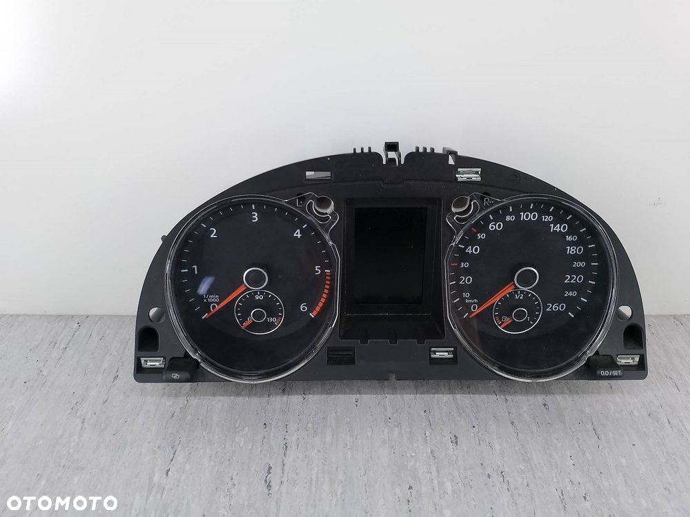 LICZNIK VW PASSAT B7 3AA920870A 2.0 TDI - 1