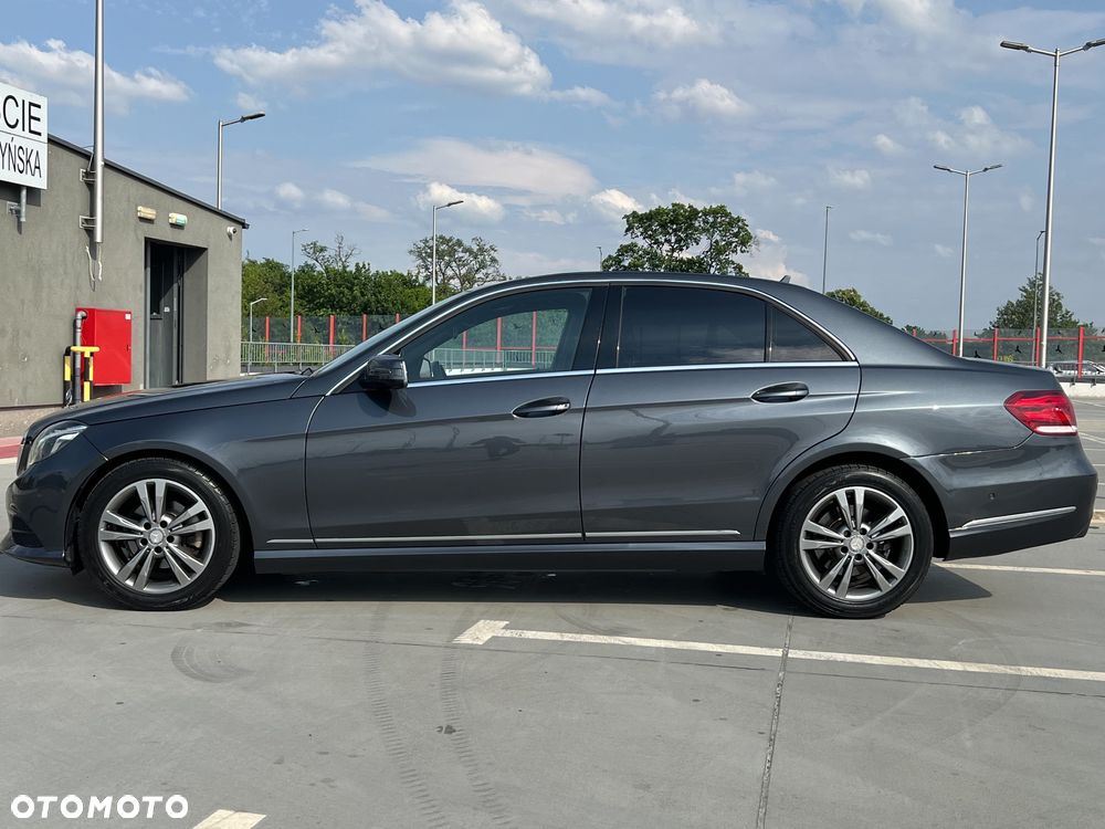 Mercedes-Benz Klasa E 220 CDI DPF BlueEFFICIENCY 7G-TRONIC Avantgarde - 13