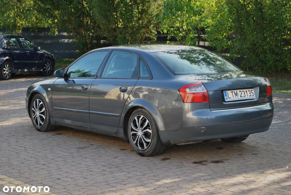 Audi A4 Limousine 1.9 TDI - 4