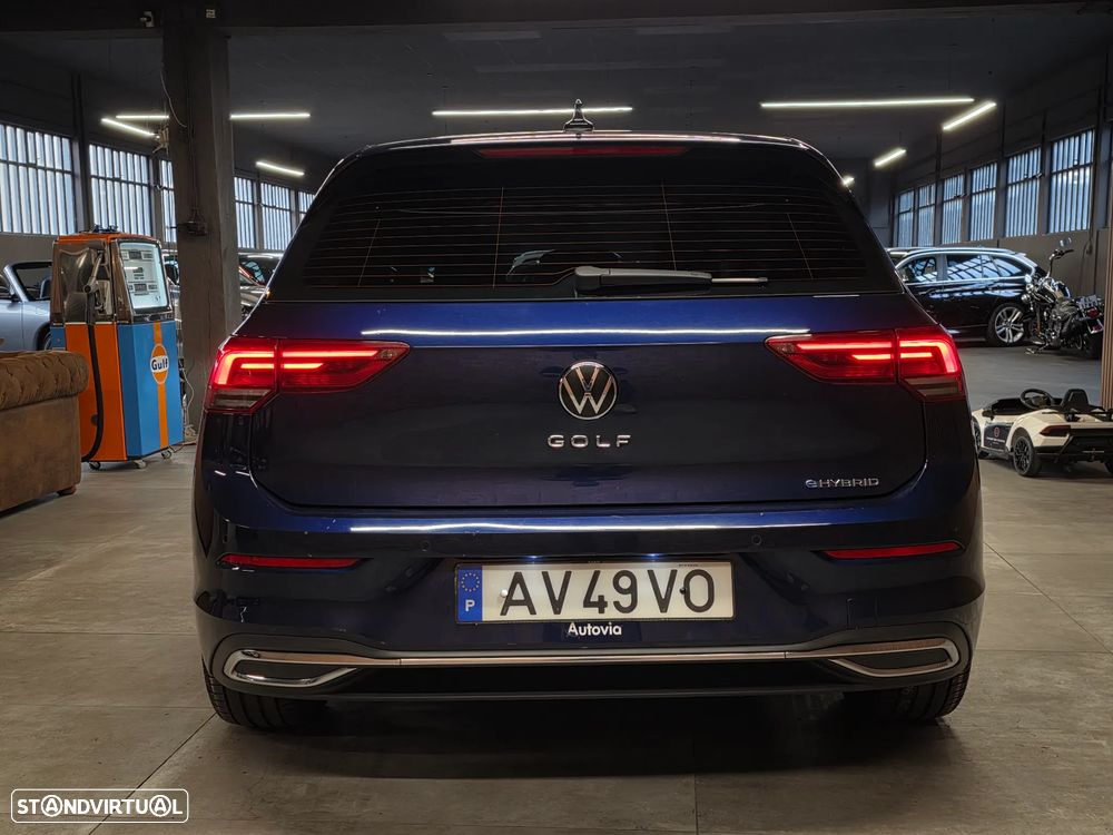 VW Golf 1.4 TSI e-Hybrid DSG - 12