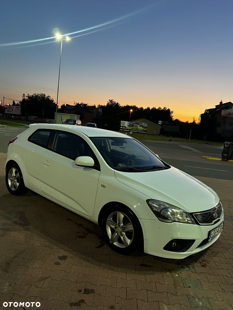 Kia Ceed 1.6 Crdi Comfort - 2