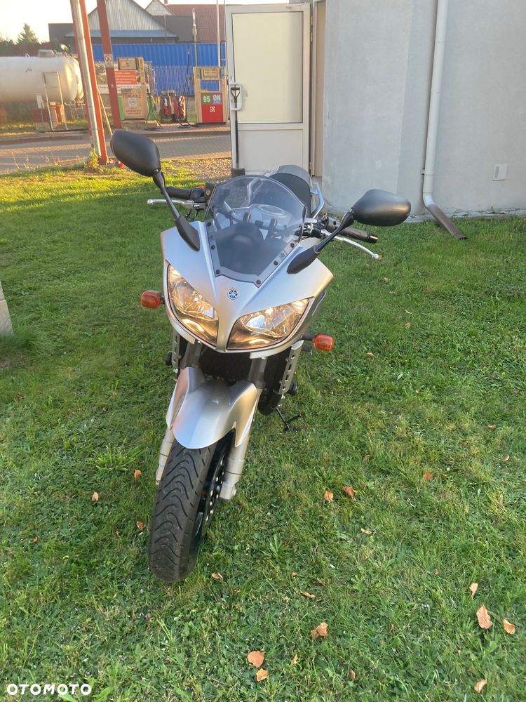 Yamaha FZS