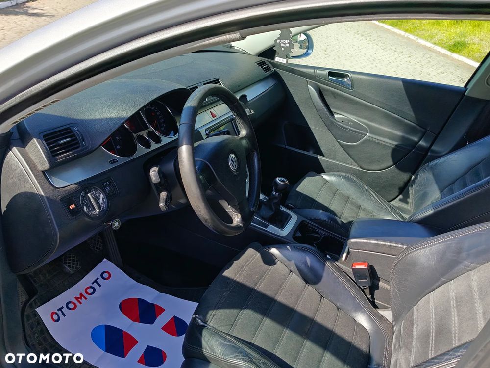 Volkswagen Passat 2.0 FSI Comfortline - 7