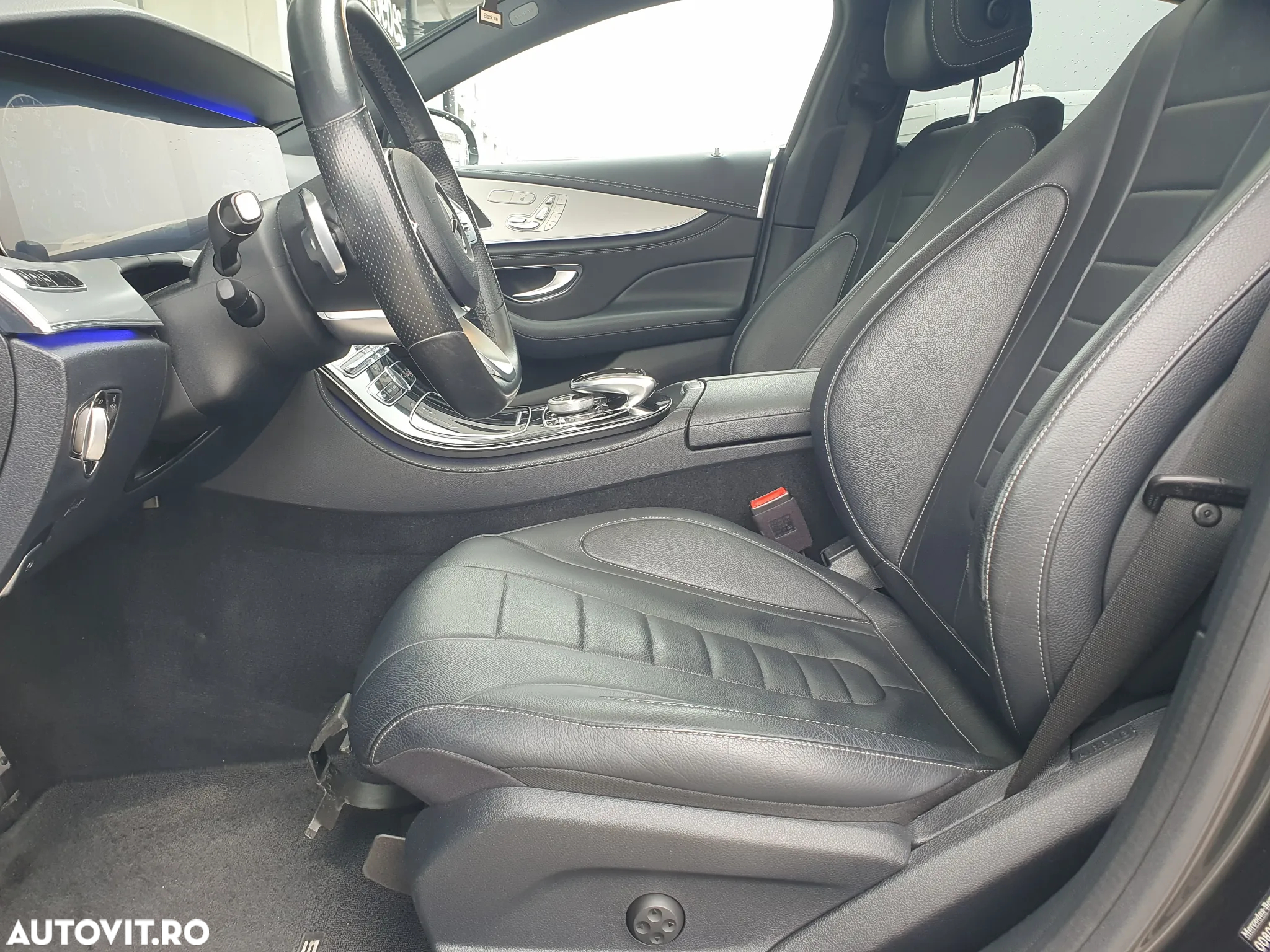 Mercedes-Benz CLS 450 4MATIC Aut - 22