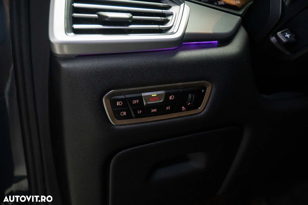 BMW X6 xDrive30d - 16