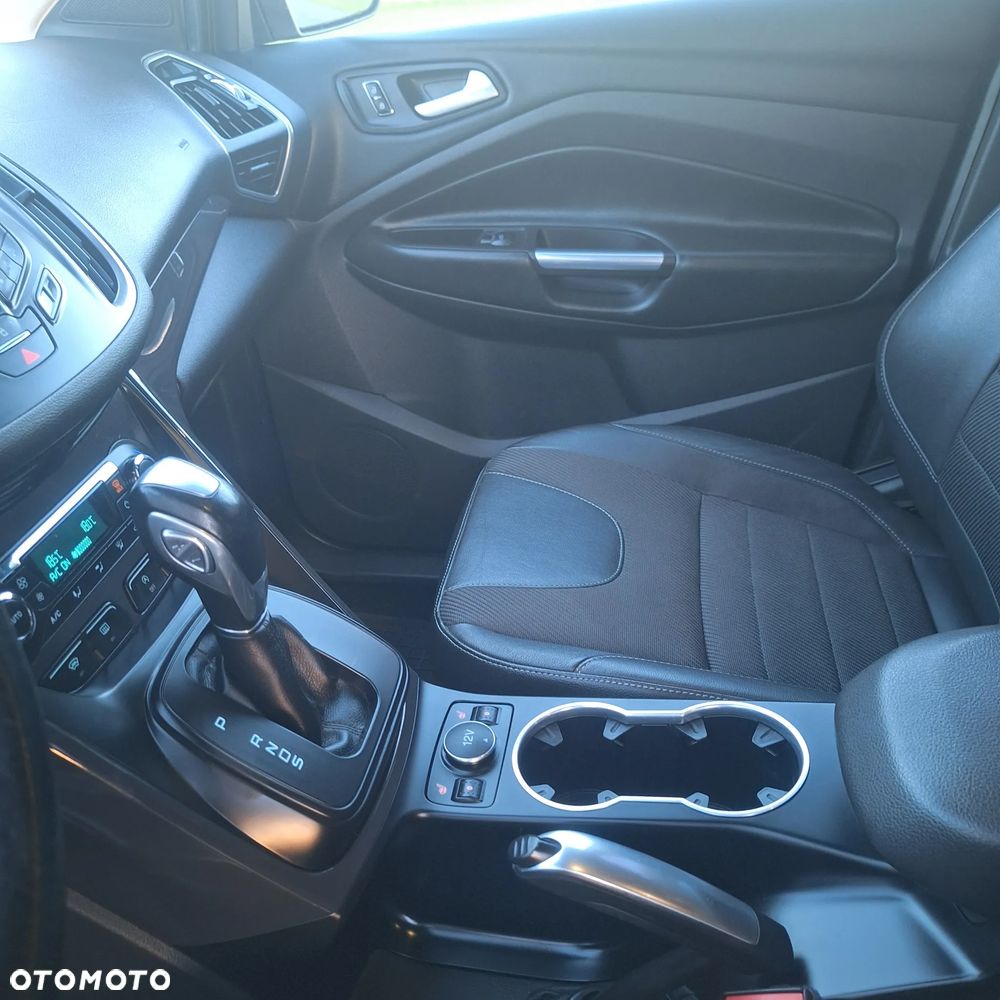 Ford Kuga - 18