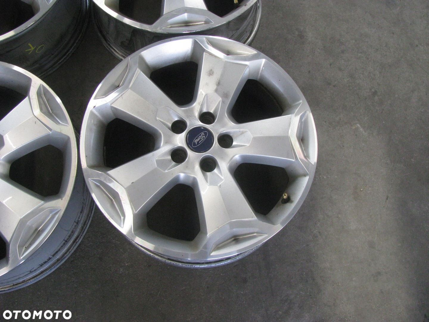 Felga aluminiowa Ford OE Kuga Mk1 7.5" x 18" 5x108 ET 52,5 - 2