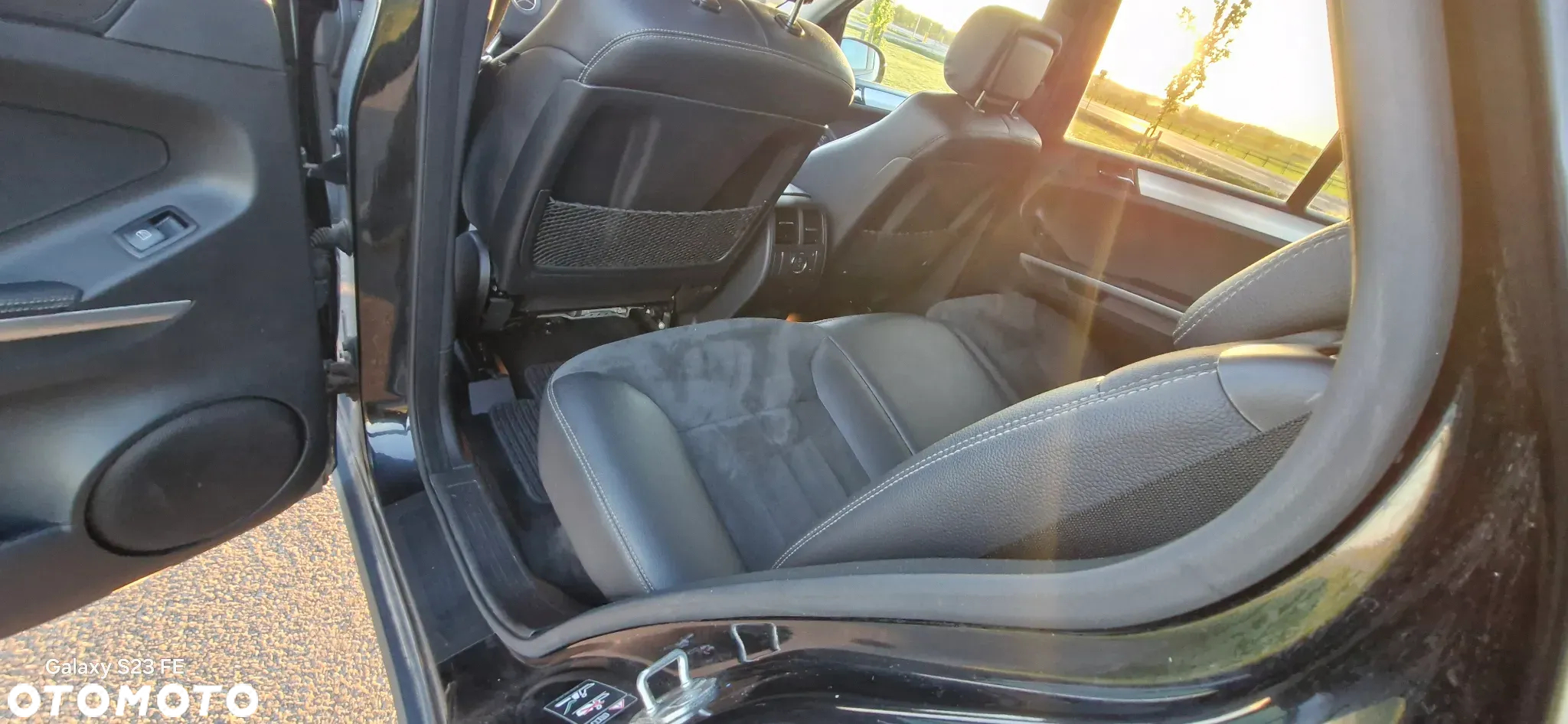 Mercedes-Benz ML - 14