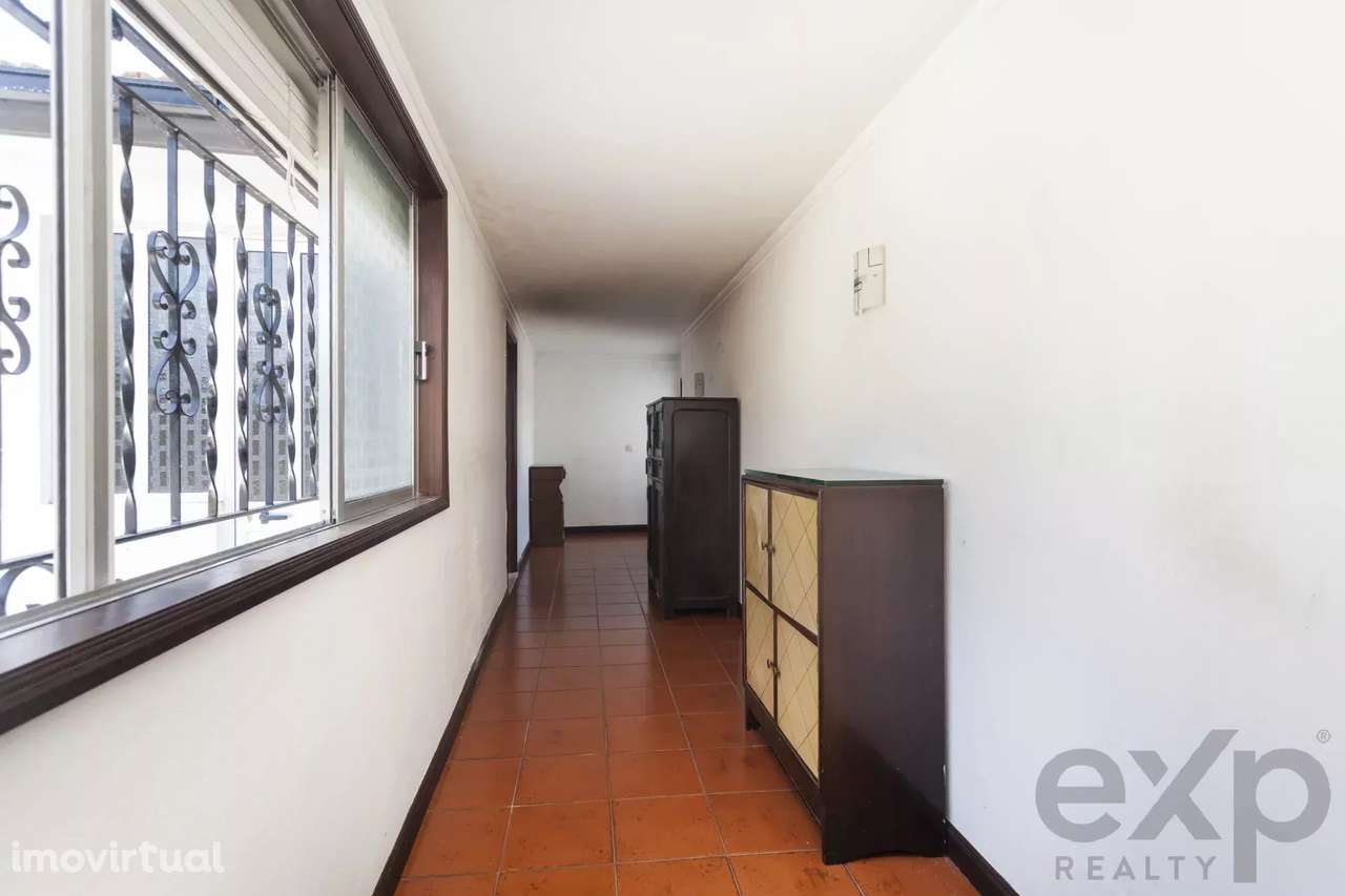 Moradia Isolada T6 em Macieira de Cambra - Grande imagem: 4/41