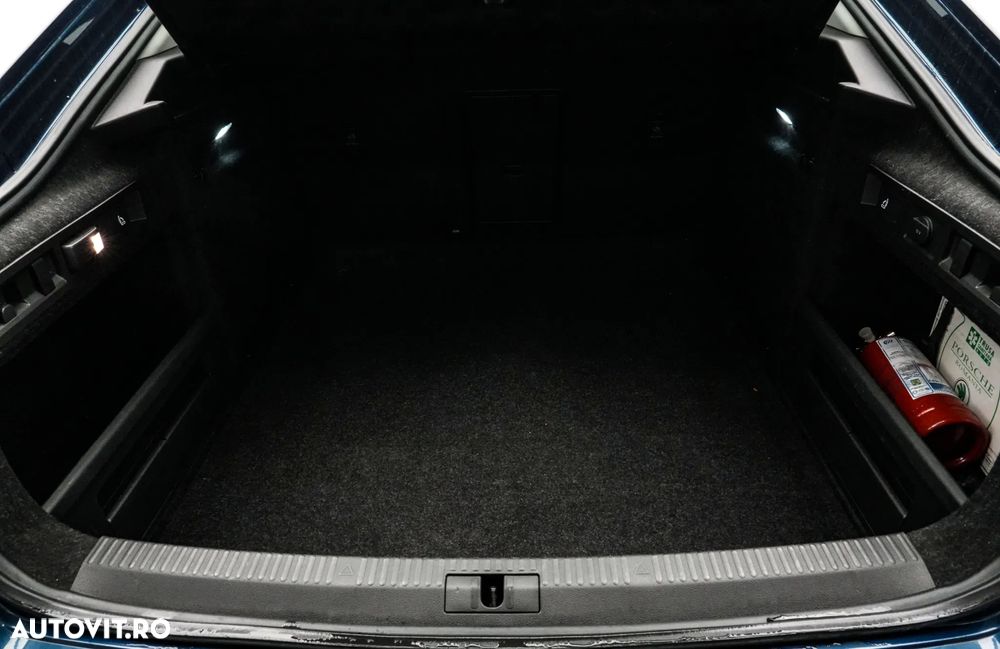 Skoda Superb 2.0 TDI DSG Style - 21