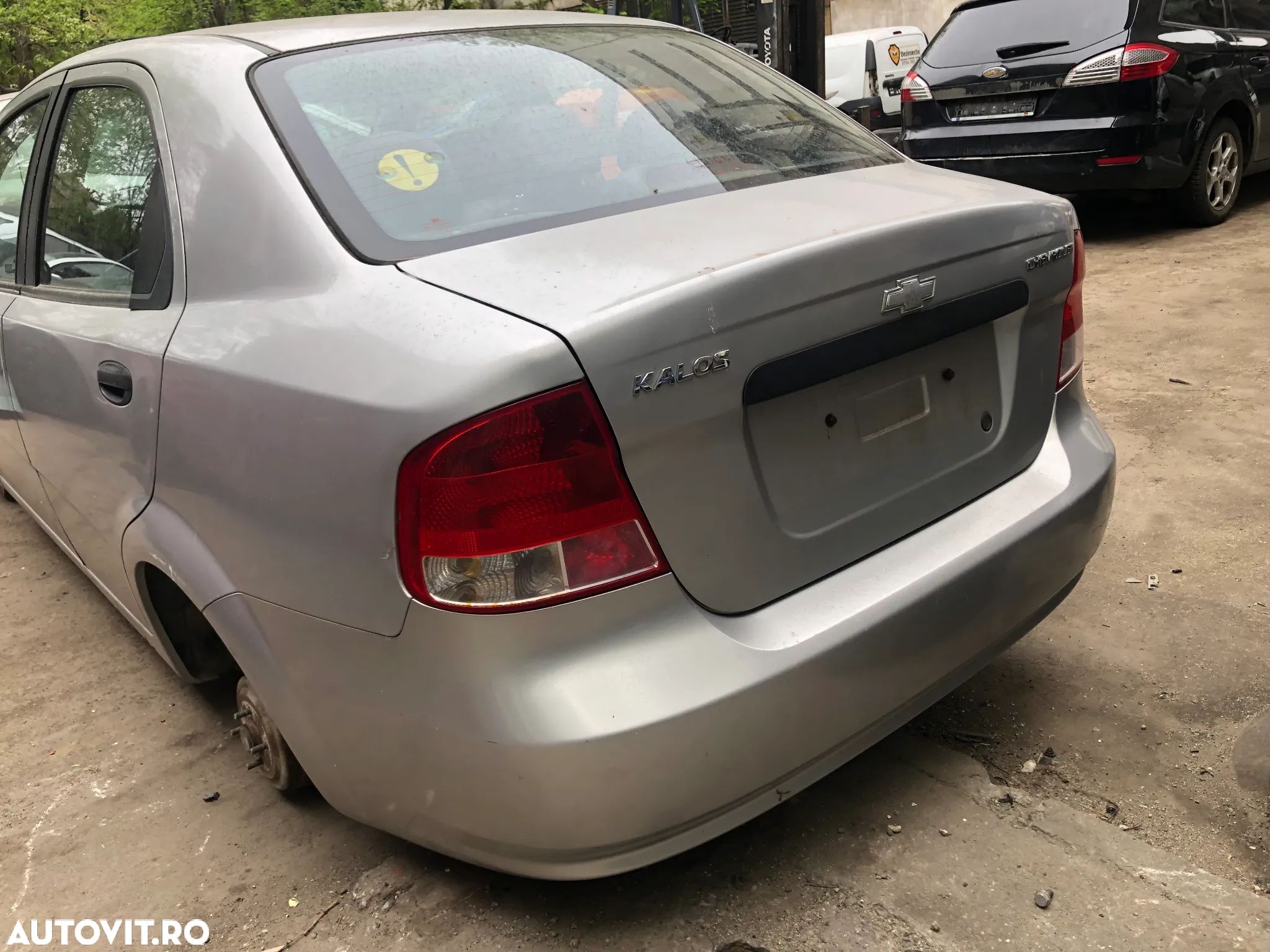 Bara spate Chevrolet Kalos gri argintiu 2005 - 1