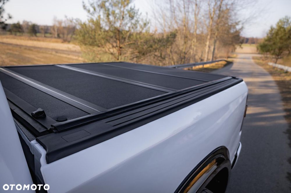 RAM 1500 Crew Cab Shortbed Bighorn - 32