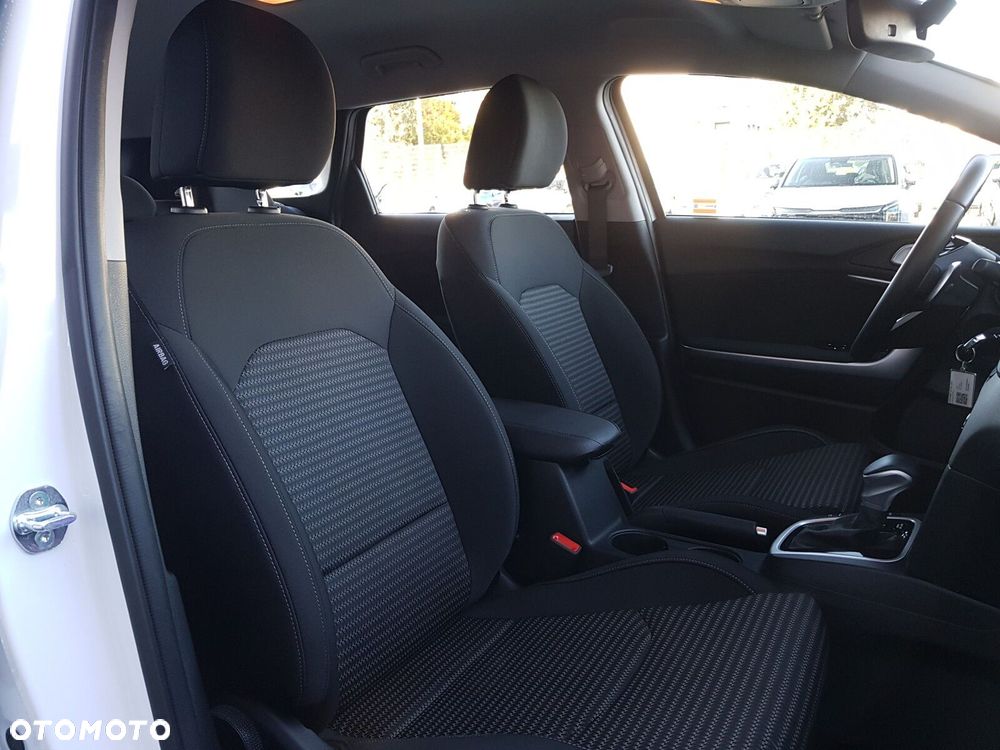 Kia Ceed 1.5 T-GDI M DCT - 25