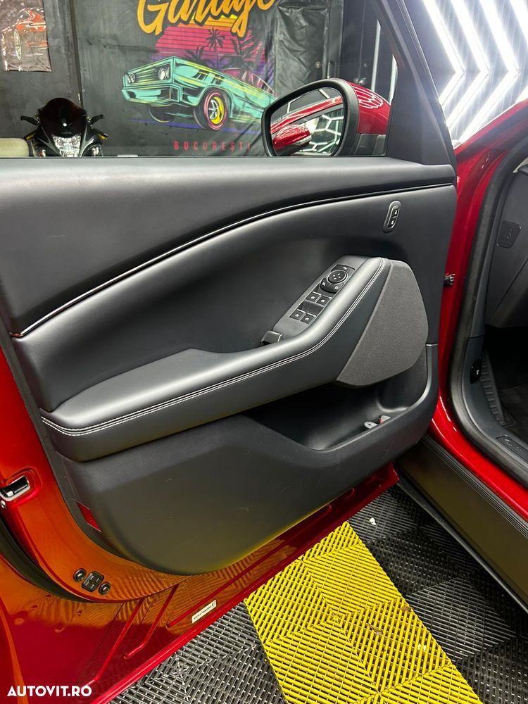 Ford Mustang Mach-E RWD Extended Range 216 kW Base - 3