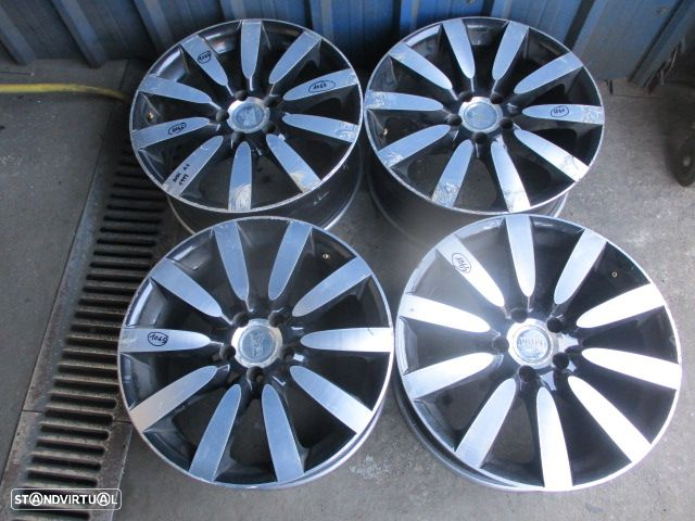 Jogo De Jantes Jgjant1065 AUDI A6  AVANT 2 4B FASE 1 1999 2.5TDI V6 24V 150CV  5P AZUL 35 8X18 Tem Uma Jante Estalada 5X112 66.5MM - 2