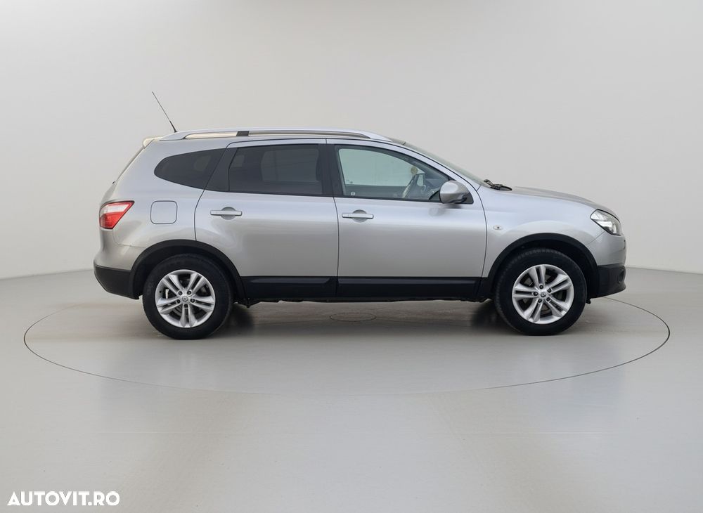 Nissan Qashqai+2 - 2