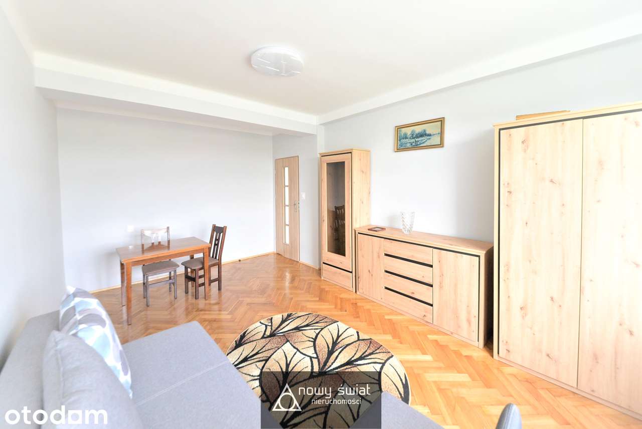 Plac Centralny | 52 m², 2 pokoje, osobna kuchnia, MPEC i morze zieleni