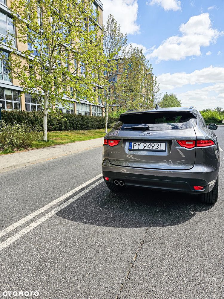 Jaguar F-Pace 2.0 i4D AWD R-Sport - 4